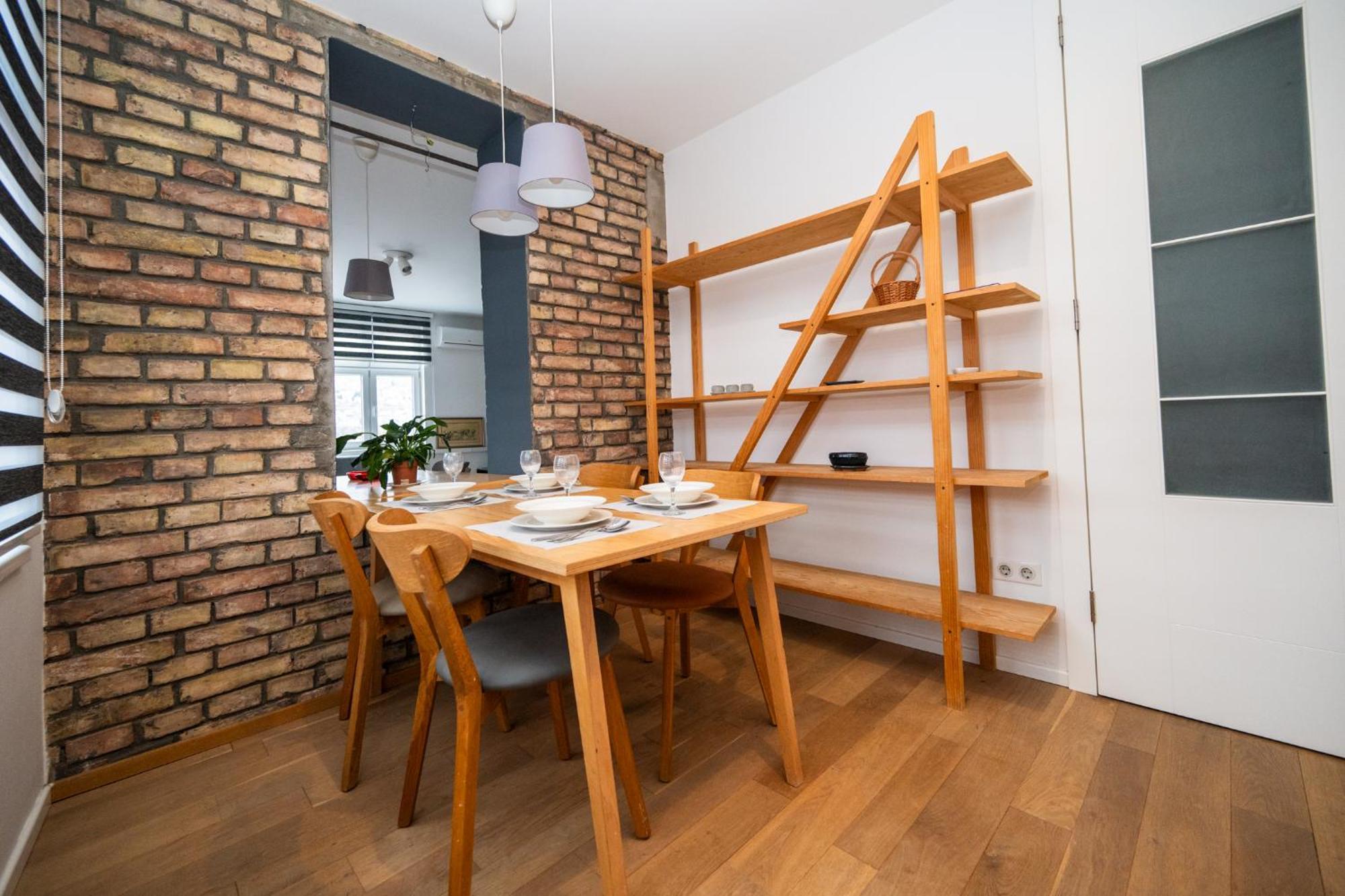 Design 1Bdr Apartment With City View 사라예보 외부 사진