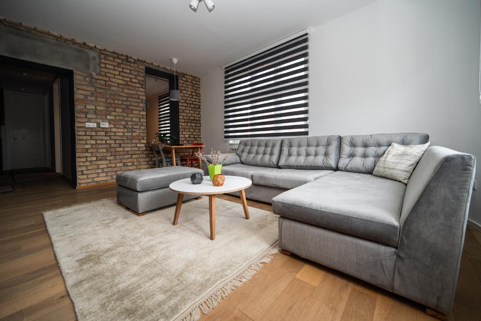 Design 1Bdr Apartment With City View 사라예보 외부 사진