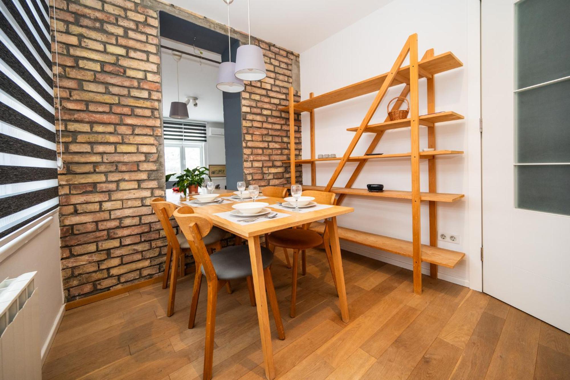 Design 1Bdr Apartment With City View 사라예보 외부 사진